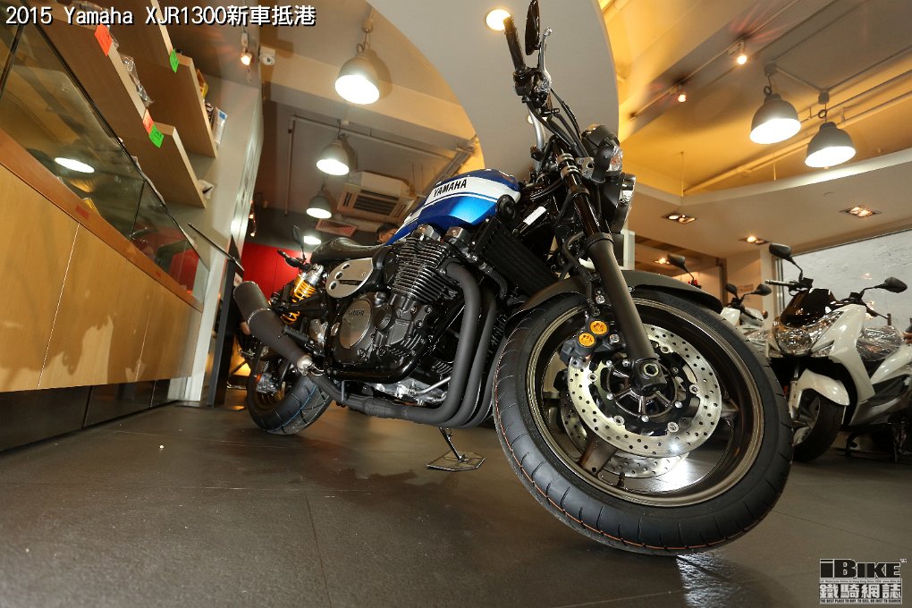 Yamaha XJR1300 (2)